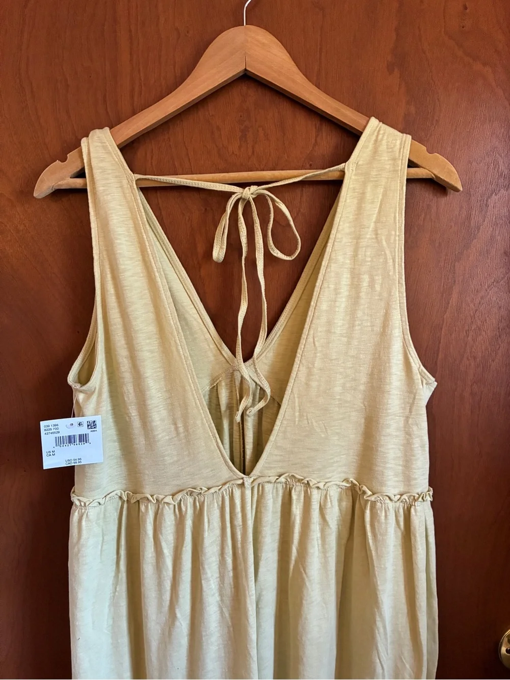 American Eagle Outfitters Yellow V-Neck Sleeveless Jumpsuit - Picture 4 of 4